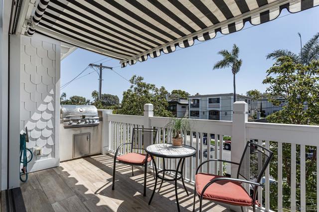 617 9Th St, Coronado CA: https://media.crmls.org/mediaz/7844400b-f7d3-4934-824e-fd6f708ae312.jpg