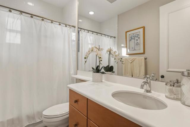 49700 Althea Court, La Quinta CA: https://media.crmls.org/mediaz/7844cc83-50ec-4a2a-827f-2c0cbcf00bcd.jpg