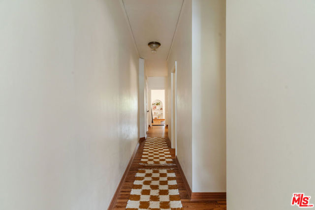 4426 Price Street, Los Angeles CA: https://media.crmls.org/mediaz/7844f1d9-c198-47ab-a052-0a0db598a5c5.jpg