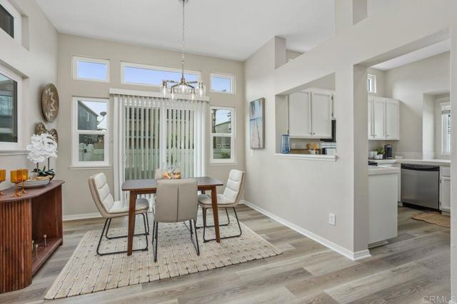 Detail Gallery Image 9 of 44 For 203 Triton Cir, Encinitas,  CA 92024 - 3 Beds | 2/1 Baths