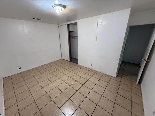 1125 Garden Street, East Palo Alto CA: https://media.crmls.org/mediaz/784765ae-7d40-490d-9dae-2e5460775039.jpg