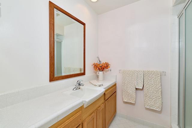 Detail Gallery Image 30 of 66 For 3190 Falcon Dr, Carlsbad,  CA 92008 - 5 Beds | 3 Baths