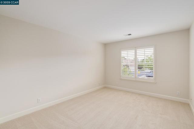 9356 Mediar Dr, San Ramon CA: https://media.crmls.org/mediaz/7847d971-31de-4f31-a294-0c77f6443204.jpg