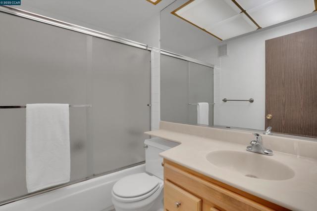 663 Abrigo Ct, San Ramon CA: https://media.crmls.org/mediaz/7848be42-161a-4171-864b-da10023dca27.jpg