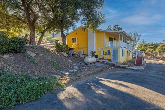 4698 Park Lane, Alpine, California 91901, 3 Bedrooms Bedrooms, ,3 BathroomsBathrooms,Single Family Residence,For Sale,Park Lane,240022999SD