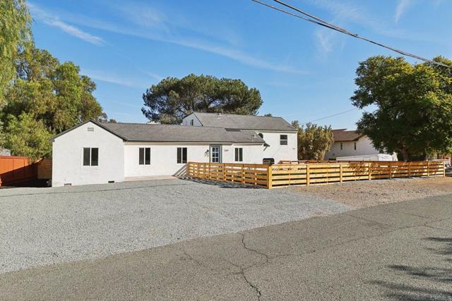 Image 5 of 65 For 589 Tyrone Street