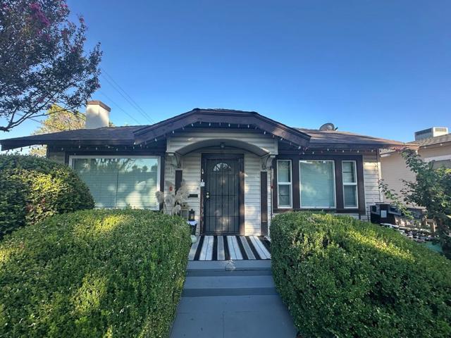1102 California Avenue, Los Banos CA: https://media.crmls.org/mediaz/7849cb74-83a9-4d9c-bbbc-55e205a9d1e9.jpg