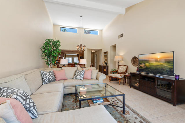 76237 Impatiens Circle, Palm Desert CA: https://media.crmls.org/mediaz/784a8861-1723-4229-8fa5-4e7afe21c1b1.jpg