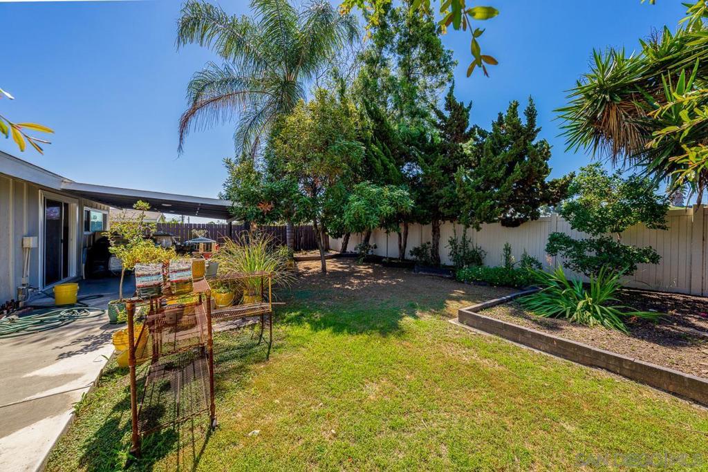 2626 Marathon Dr - photo 19