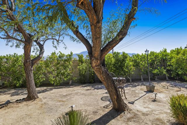 12925 Hidalgo Street, Desert Hot Springs CA: https://media.crmls.org/mediaz/784c2f86-371f-4a6b-91dd-c52fd9d8af74.jpg