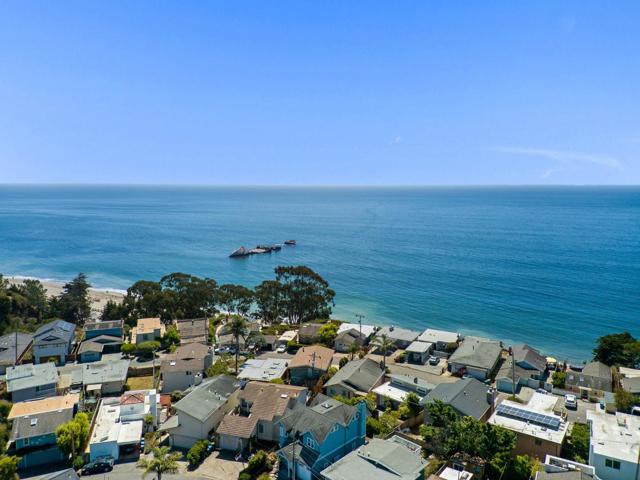 454 Granite Way, Aptos CA: https://media.crmls.org/mediaz/784cd9ed-b619-48bf-9311-4fdd7c960156.jpg