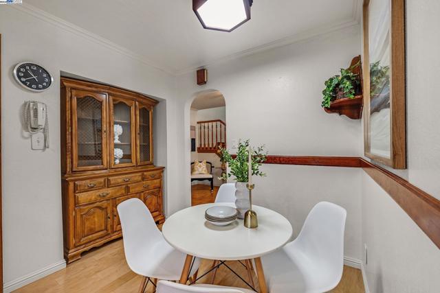 5645 Lemke Pl, Fremont CA: https://media.crmls.org/mediaz/784d0f5e-b56a-4745-8629-6d8be044755c.jpg