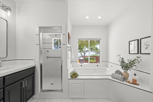 8710 Wild Iris Drive, Gilroy CA: https://media.crmls.org/mediaz/784eb1b6-4cbf-4284-b00f-6a1297561287.jpg