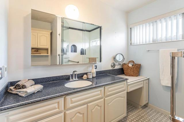 690 Ridgemark Drive, Hollister CA: https://media.crmls.org/mediaz/784f53ab-f778-4fbe-9a2c-232686af9af3.jpg