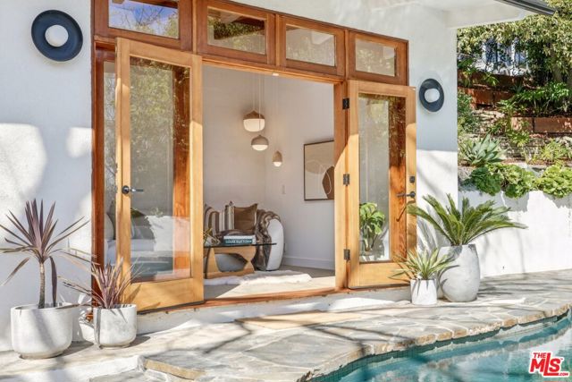 2145 Sunset Crest Drive, Los Angeles CA: https://media.crmls.org/mediaz/7850304d-2742-40ea-a7e8-4a532978de7f.jpg