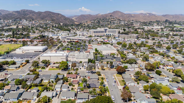 297 Rancho Drive, Ventura CA: https://media.crmls.org/mediaz/7850658e-d5a4-4623-a359-bb4e81cacb2a.jpg