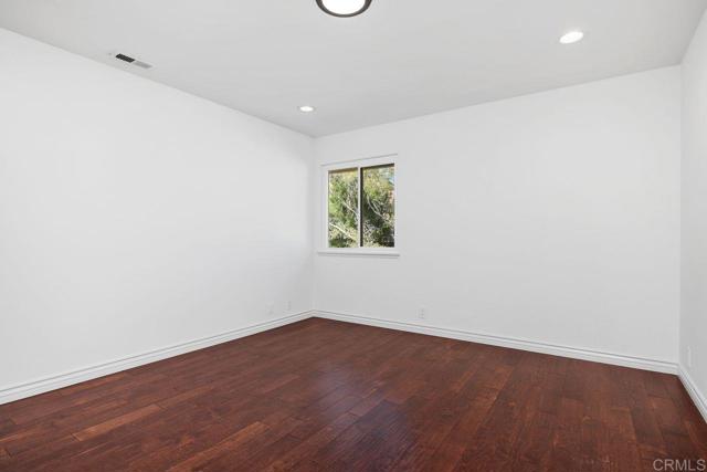 Detail Gallery Image 29 of 49 For 6561 Corte Cisco, Carlsbad,  CA 92009 - 3 Beds | 2/1 Baths