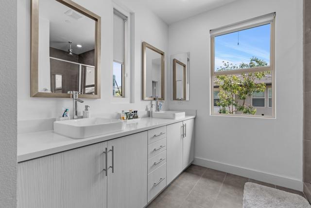Detail Gallery Image 28 of 50 For 2575 Aperture Cir, San Diego,  CA 92108 - 3 Beds | 2/1 Baths