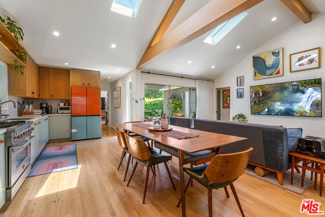 3756 Wade Street, Los Angeles CA: https://media.crmls.org/mediaz/7852f218-3906-4d67-822c-8395f1c5dbf1.jpg