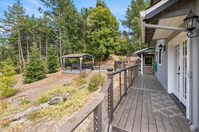 23435 Summit Road, Los Gatos CA: https://media.crmls.org/mediaz/78531d49-ade7-4199-a138-782aef5b0590.jpg