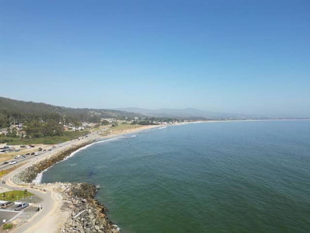 4100 Cabrillo Highway, Half Moon Bay CA: https://media.crmls.org/mediaz/7853a9f6-a67b-4eff-b611-1ce80706941a.jpg