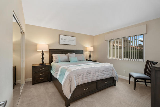 38678 Dahlia Way, Palm Desert CA: https://media.crmls.org/mediaz/7854dcf1-782e-4fae-91a6-d348dd47bf88.jpg