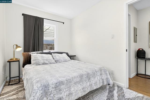 5774 Friar Ct, El Sobrante CA: https://media.crmls.org/mediaz/785628a8-3c2b-4775-8b4e-916d9a33d000.jpg