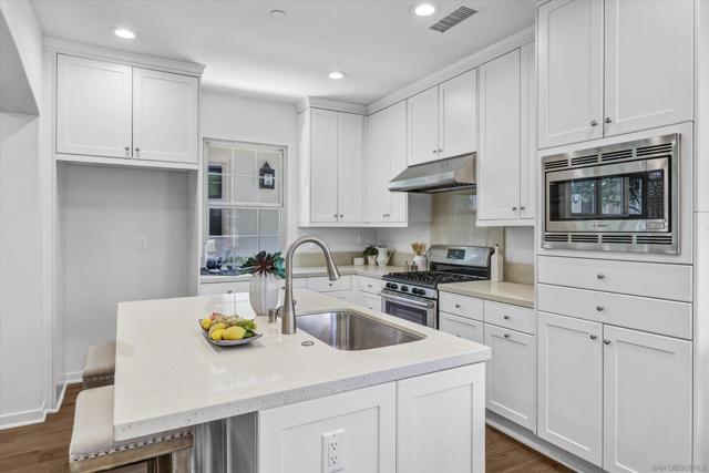 71 Kestrel, Irvine CA: https://media.crmls.org/mediaz/7858a79c-f079-4583-bd51-af9955ed3b0d.jpg