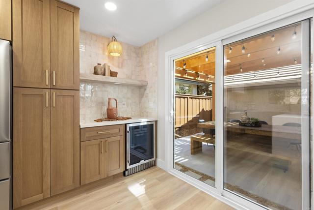 Detail Gallery Image 17 of 44 For 3936 Ambervale Ter, San Diego,  CA 92130 - 3 Beds | 2/1 Baths