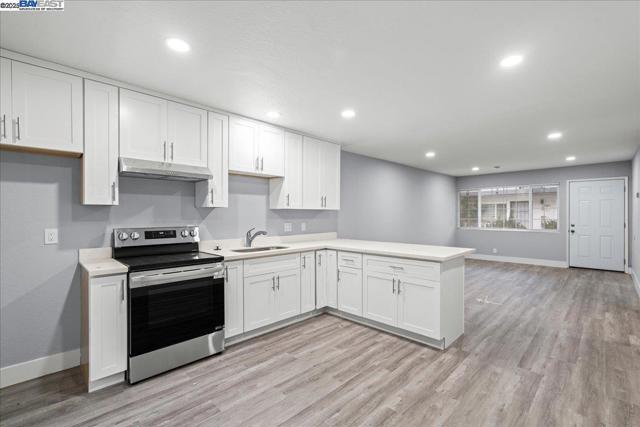 27070 Manon Ave, Hayward CA: https://media.crmls.org/mediaz/7859514c-0530-4aa0-bd3a-856b1bc8cf89.jpg