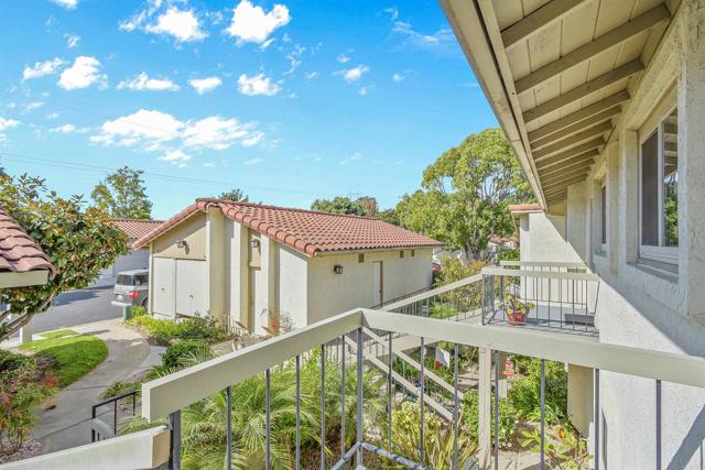 Detail Gallery Image 16 of 16 For 1982 Fairlee Dr, Encinitas,  CA 92024 - 2 Beds | 2 Baths