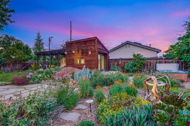 12714 Camrose Avenue, Saratoga CA: https://media.crmls.org/mediaz/785ca77c-45d8-49b3-b247-6dc1768ad0b9.jpg
