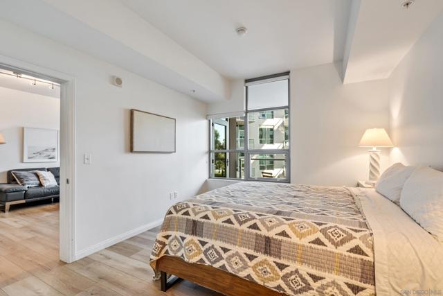 253 10Th Ave, San Diego CA: https://media.crmls.org/mediaz/785d369d-e743-4a07-b8d5-d0779198402f.jpg
