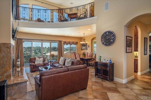 Detail Gallery Image 8 of 66 For 15111 La Plata Ct, Ramona,  CA 92065 - 5 Beds | 6/1 Baths