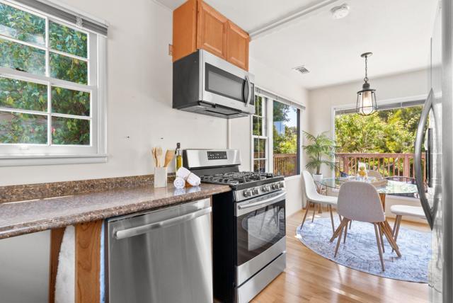 206 Bayview Court, Aptos CA: https://media.crmls.org/mediaz/78601eb9-b510-4c2e-af05-4285792b99c0.jpg