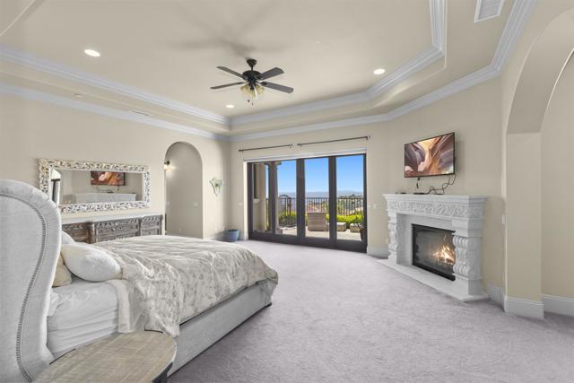 Detail Gallery Image 18 of 28 For 8039 El Cielo, Rancho Santa Fe,  CA 92067 - 5 Beds | 6/1 Baths