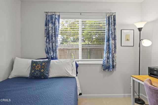 3151 W Hemlock Street, Oxnard CA: https://media.crmls.org/mediaz/78617627-45e3-4ecd-8d93-a62414100208.jpg