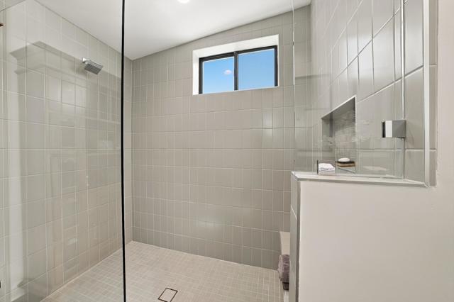 160 Obsidian Loop N, Palm Springs, CA 92264