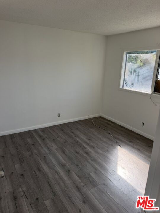13125 Vanowen Street photo 19