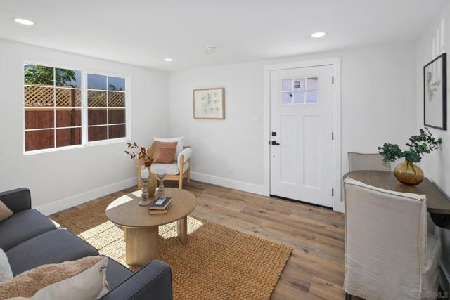 Image 17 of 37 For 4710 Mansfield St