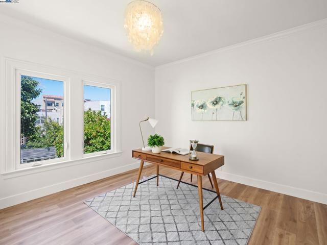 Image 22 of 44 For 2370 Francisco St