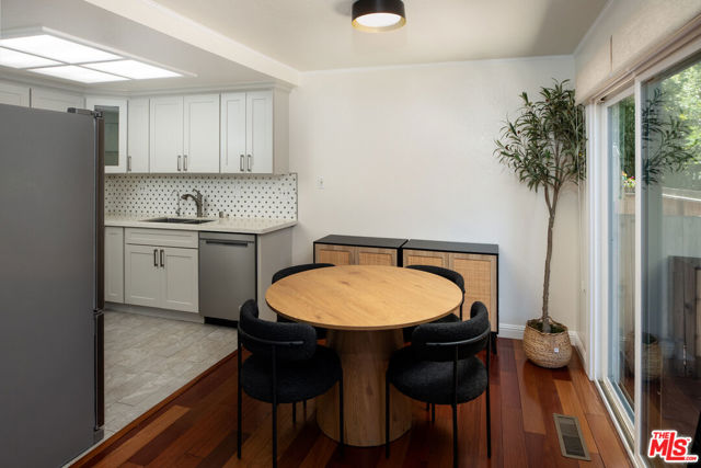 2481 Rebecca Lynn Way, Santa Clara CA: https://media.crmls.org/mediaz/786605d1-e247-491a-a009-dfc7b583d1fe.jpg