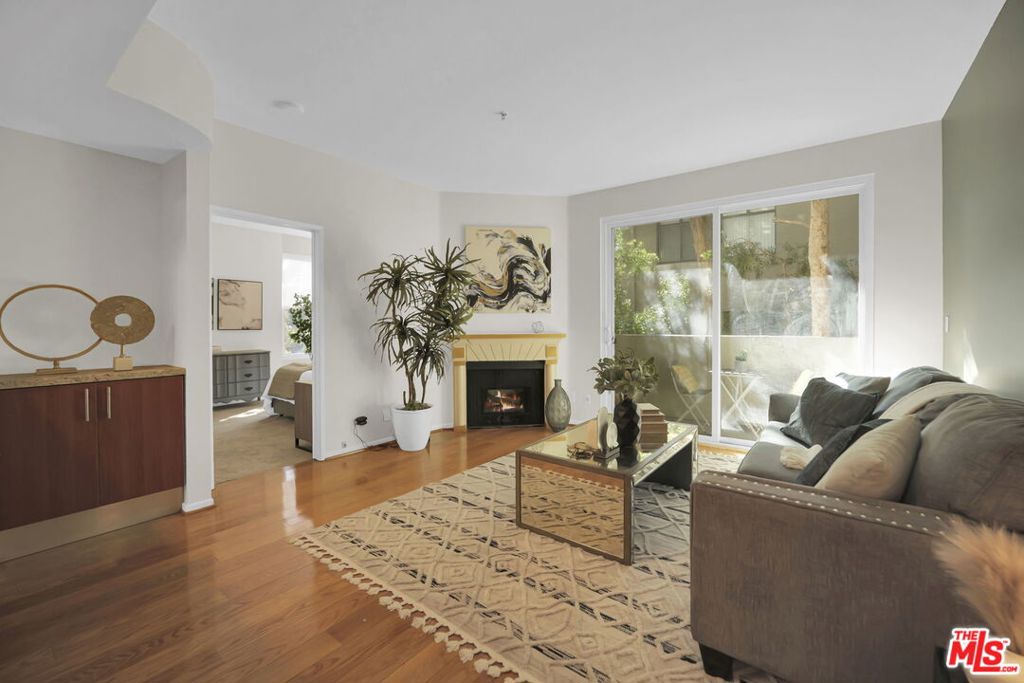 620 S Gramercy Place #135