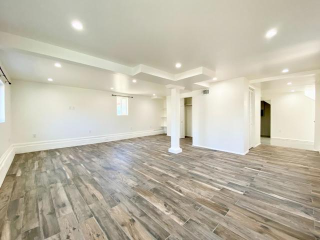 1076 Grand Avenue, South San Francisco CA: https://media.crmls.org/mediaz/78680ad4-979a-407d-a65b-bb222c0d6e5e.jpg