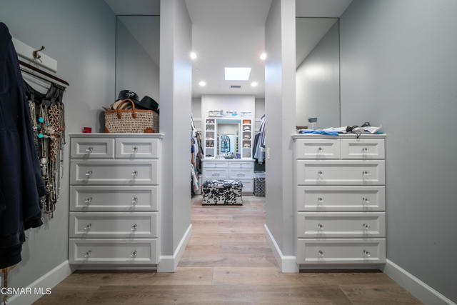 1451 E La Loma Avenue, Somis CA: https://media.crmls.org/mediaz/78692ad8-0d38-4aa6-96a4-61a2af9af3d5.jpg