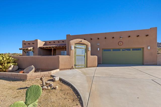 60377 Pueblo Trail, Joshua Tree CA: https://media.crmls.org/mediaz/7869e99c-5181-4dcd-b483-c0beee865c75.jpg