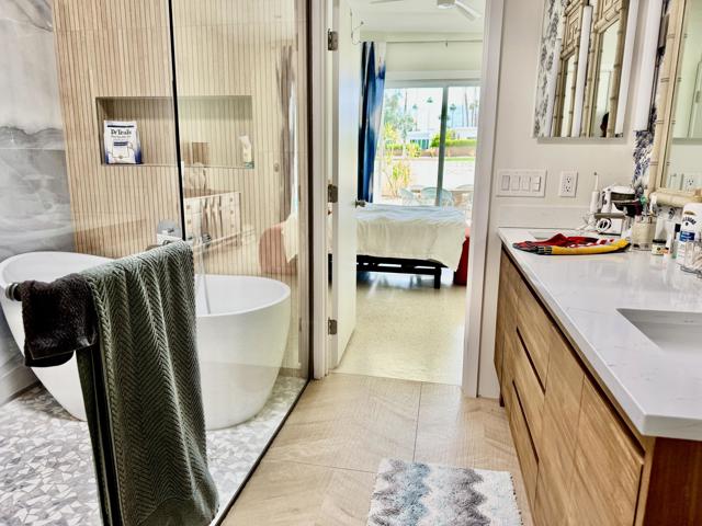 73607 18th Fairway Lane, Palm Desert CA: https://media.crmls.org/mediaz/786a375f-45b1-48bc-a1d9-c06d487e9663.jpg