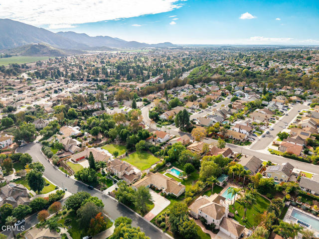 1251 Via Latina Drive, Camarillo CA: https://media.crmls.org/mediaz/786c02cd-2970-4c80-ad5e-df274e1ca746.jpg