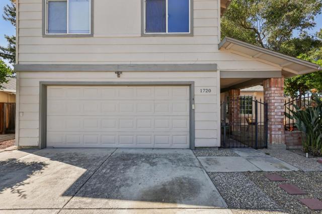 1720 Pine Hollow Circle, San Jose CA: https://media.crmls.org/mediaz/786c925d-958d-46ca-a4ca-e463bfa513eb.jpg