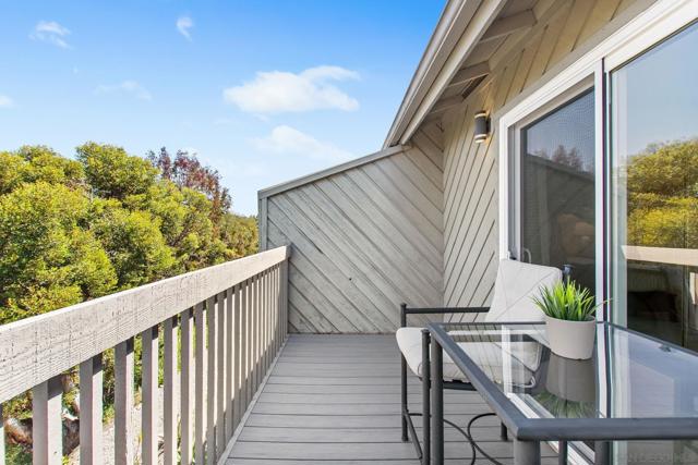 5637 Lake Murray Blvd, La Mesa CA: https://media.crmls.org/mediaz/786d8e7b-3ac0-4d89-90ff-ec985d942fe8.jpg